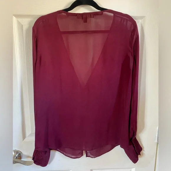 Elizabeth And James silk blouse - Picture 2 of 4